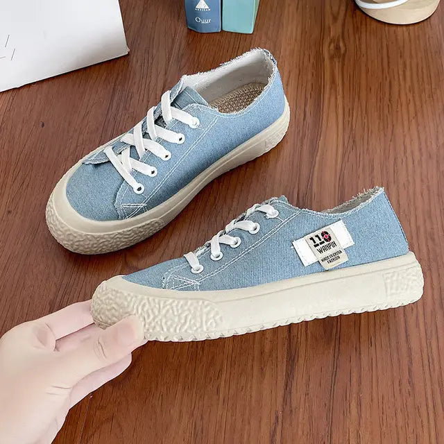 Thick soled canvas shoes for female students soft soled fashionable one foot sports shoes casual shoes